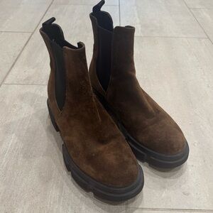 Women’s Brown Suede Chelsea Boots